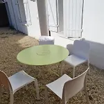 Apartment Calme Et Pratique.