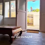 Apartment Calme Et Pratique.